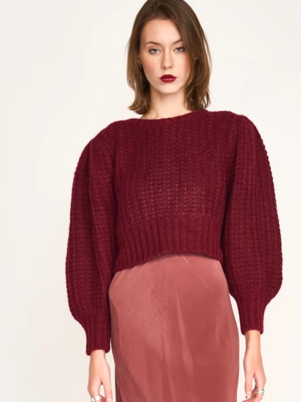 MIRTH valmorel puff sleeve sweater black Cherry red size small